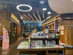 -新华书店白鹿书肆(市府路店)