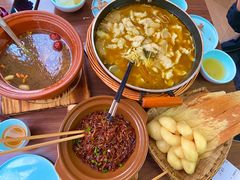 -有红鸡毛店·川菜(建设路店)