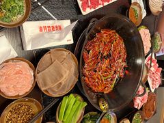-渝井巷重庆老火锅(沈阳吉祥店)