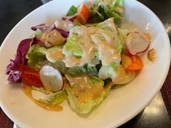 田园色拉-WOLFGANG PUCK KITCHEN & BAR(迪士尼小镇店)