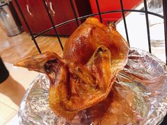 网红吊烧脆皮鸡-鹊华居·地道鲁菜·海鲜·融合味(大明湖店)