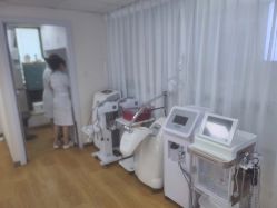 -蕾特恩专业祛痘