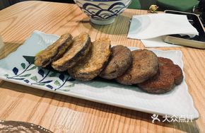 Lotus Root Sandwich with Lotus Root Patties