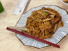 乾炒牛河-喜莲咖啡