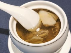 鲜松茸炖鸡汤-苏州人家·精致苏帮菜(斜塘店)