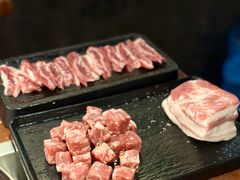 -肉甲韩国木炭烤肉(新壹街1店)