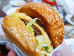 -The Habit Burger Grill 哈比特汉堡(世博店)