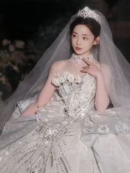 -Renee芮亦婚纱(原丽莎)