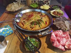 -老街·稳拈老火锅(海椒市店)