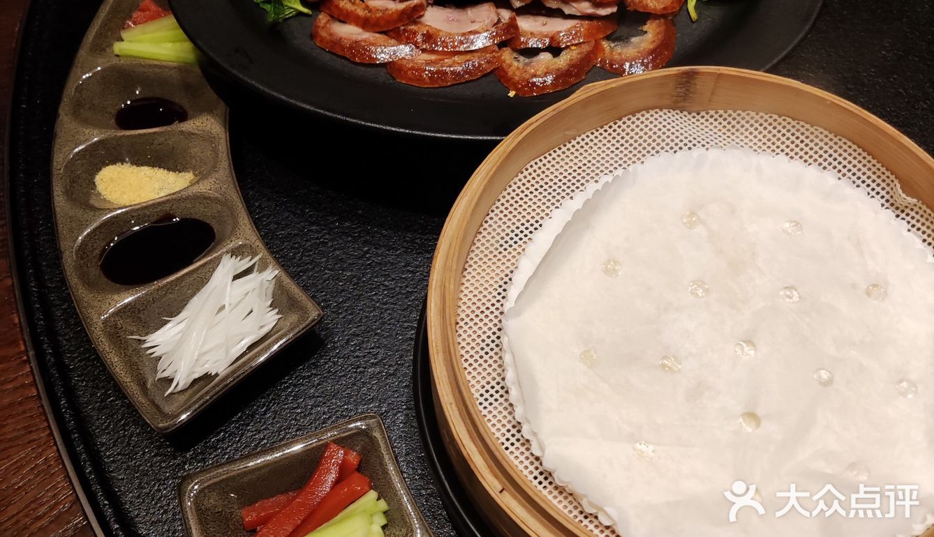 品尝徽菜的魅力，记录不同的口味之旅。