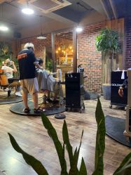 -青木造型HAIR·あおき髪を刈る潮人店