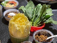 -两三事小郡肝串串香火锅(桂庙店)