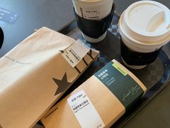 -星巴克(迪士尼小镇店)