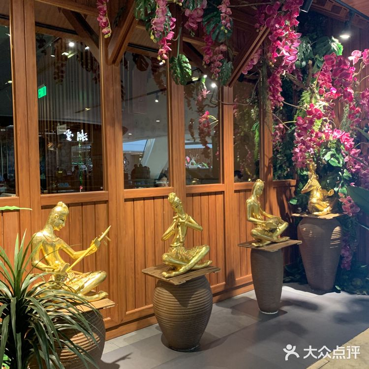 青柠泰｜这家氛围感拉满格的泰餐“泰”好吃啦！