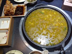 -秋语木桶鱼.酸菜鱼(开发区火车站店)