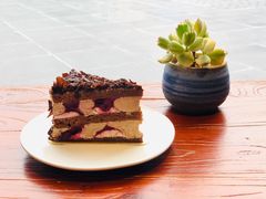 黑森林蛋糕-BLAQ咖啡(骏豪店)