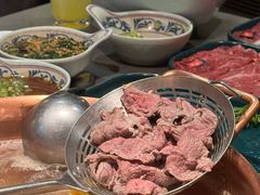 -牛村来人潮汕牛肉火锅(西单店)