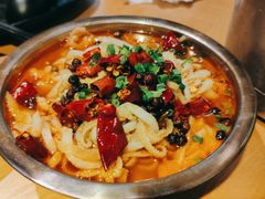 冒千层肚-游园觅食记夜市·小龙虾大排档