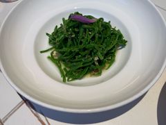 -阿瓦山寨·湘菜现炒·剁椒鱼头王(咸阳总店)
