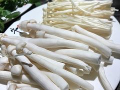 秀珍菇-仄园围炉坊·牛肉火锅·汕头卤水火锅(蛇口店)