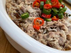 鲜藤椒煮肥牛-一轩饺子馆(丽都店)