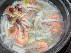 -濠轩阁特色生蚝火锅(水湾路店)