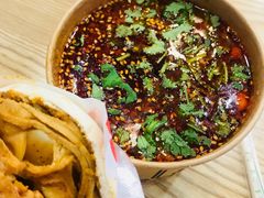 肉酱酸辣粉-侯志伟纯手工酸辣粉(荣民时代广场店)