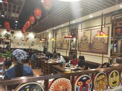 大堂-满园烤鸭·春饼(太原街万达店)