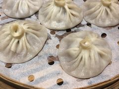 虾肉汤包-小六汤包砂煲菜(文景路店)