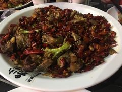 -龙巢盱眙龙虾·牛蛙·烧烤宵夜(八卦岭店)