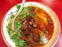 -金杨拉面王小吃面馆·牛三宝面·红烧牛肉粉