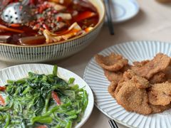 -龙门阵茶屋川菜馆(武康路店)