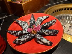 -山川小町·极番烧肉(新地假日广场店)