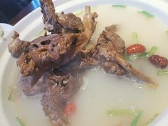 -亿诣蝎府炸酱面羊蝎子火锅(酷车小镇店)