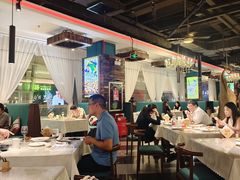 -四海一家自助餐(益田假日广场店)