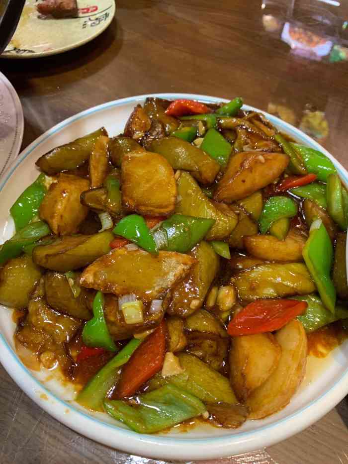 红门小院私房菜一部-"跟老公晚上回家,在家门口,下班没事选了这.