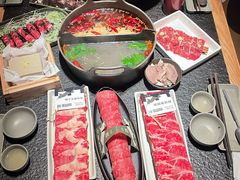 -三出山火锅(南京万象天地店)