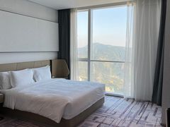 -大连星海皇冠假日酒店