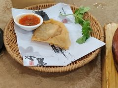 -202特色排档(洪文店)