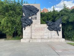 -上海市龙华烈士陵园