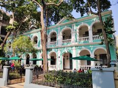 -星巴克臻选(广州沙面店)