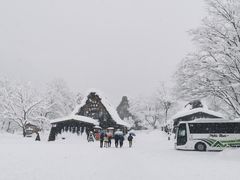 -白川乡与五箇山的合掌构造村落