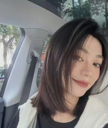-丝语萱形象