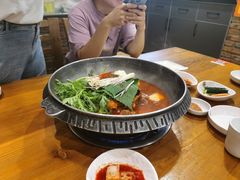 -喇喇排骨火锅·传统韩式脊骨汤(望京西园总店)