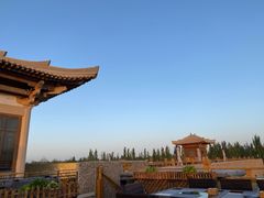 -敦煌山庄摘星阁
