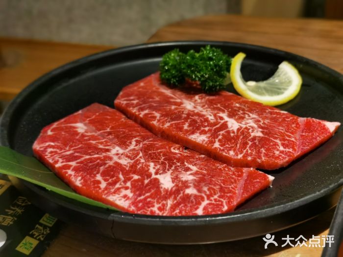 九田家黑牛烤肉料理(世欧店)和牛牡蛎肉图片