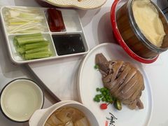 -梅利汴京烤鸭•开封豫菜地标店(东司门店)