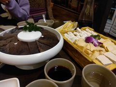 -滇釜火锅·能喝汤的火锅(车公庄店)