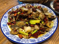 香辣花甲-临界音乐酒馆·小龙虾·江湖菜(华熙LIVE·鱼洞店)