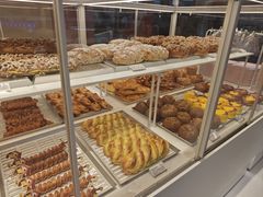 -好利来(上海长宁龙之梦店)